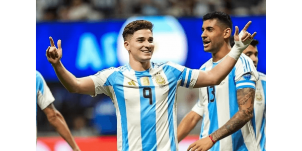 Alvarez skifter officielt til Atletico Madrid