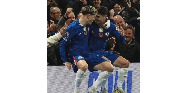 Garnacho stråler på Stamford Bridge i Chelsea-trøje