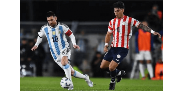 Argentina slår Paraguay 1-0 i VM-kvalifikationskampen