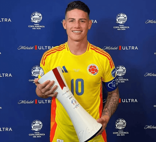 33-årige James Rodriguez forbløffer endnu en gang fodboldens verden