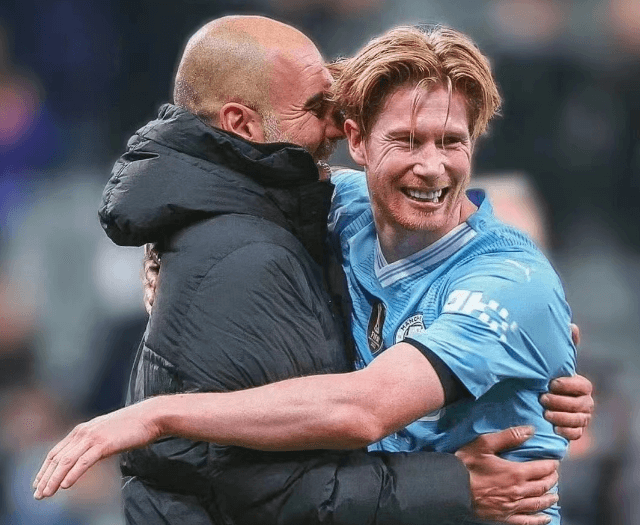 De Bruyne afviser det saudiske hold og bliver i Manchester City i den nye sæson