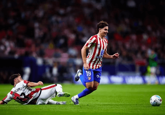 Alvarez' hattrick tænder Atletico Madrids håb