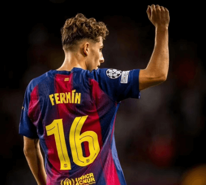 Chelseas jagt på Barcelonas fremadstormende midtbanespiller Fermín Lopes fortsætter