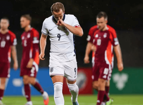 England avancerede tidligt, og deres VM-kampagne er officielt begyndt!