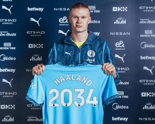 Manchester City bruger store penge på at låse Haaland i de næste ti år