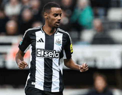 Newcastle United 2-0 Arsenal, Isaac takler roligt udfordringen