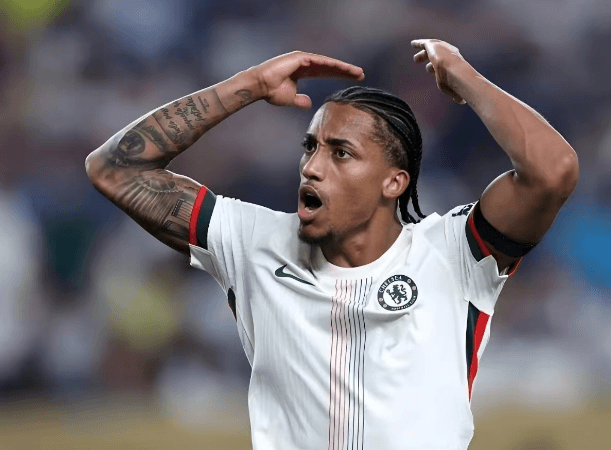 Joao Pedro scorede to gange og hjalp dermed The Blues med at avancere til Klub-VM-finalen