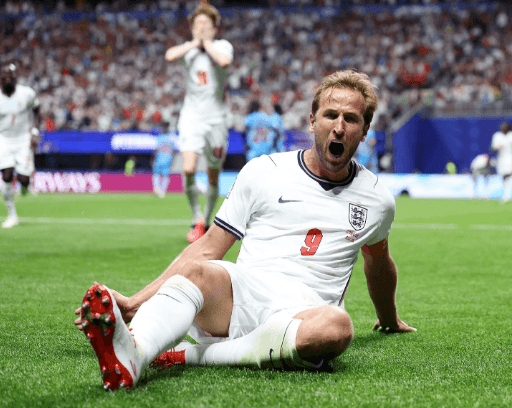 Harry Kanes to mål hjælper England med at skabe et fantastisk comeback